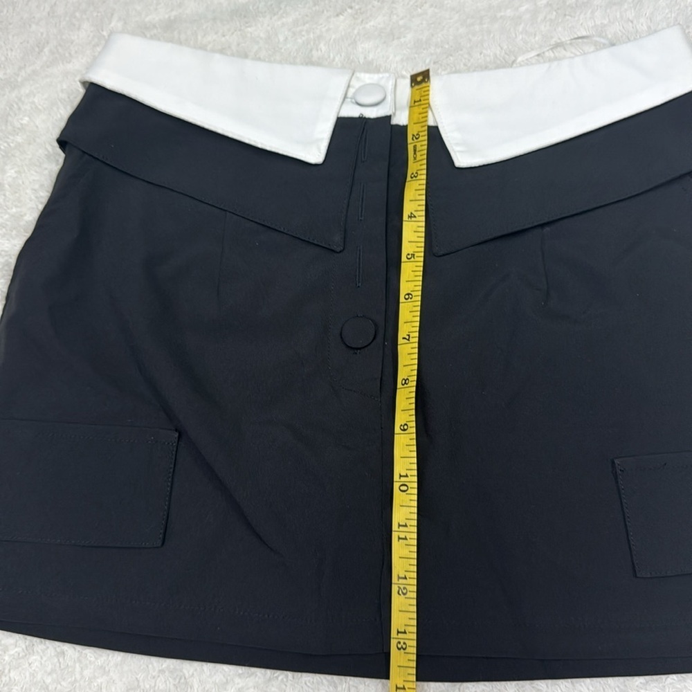 Boohoo Black Mini Skirt with White Waistband - Picture 5 of 9